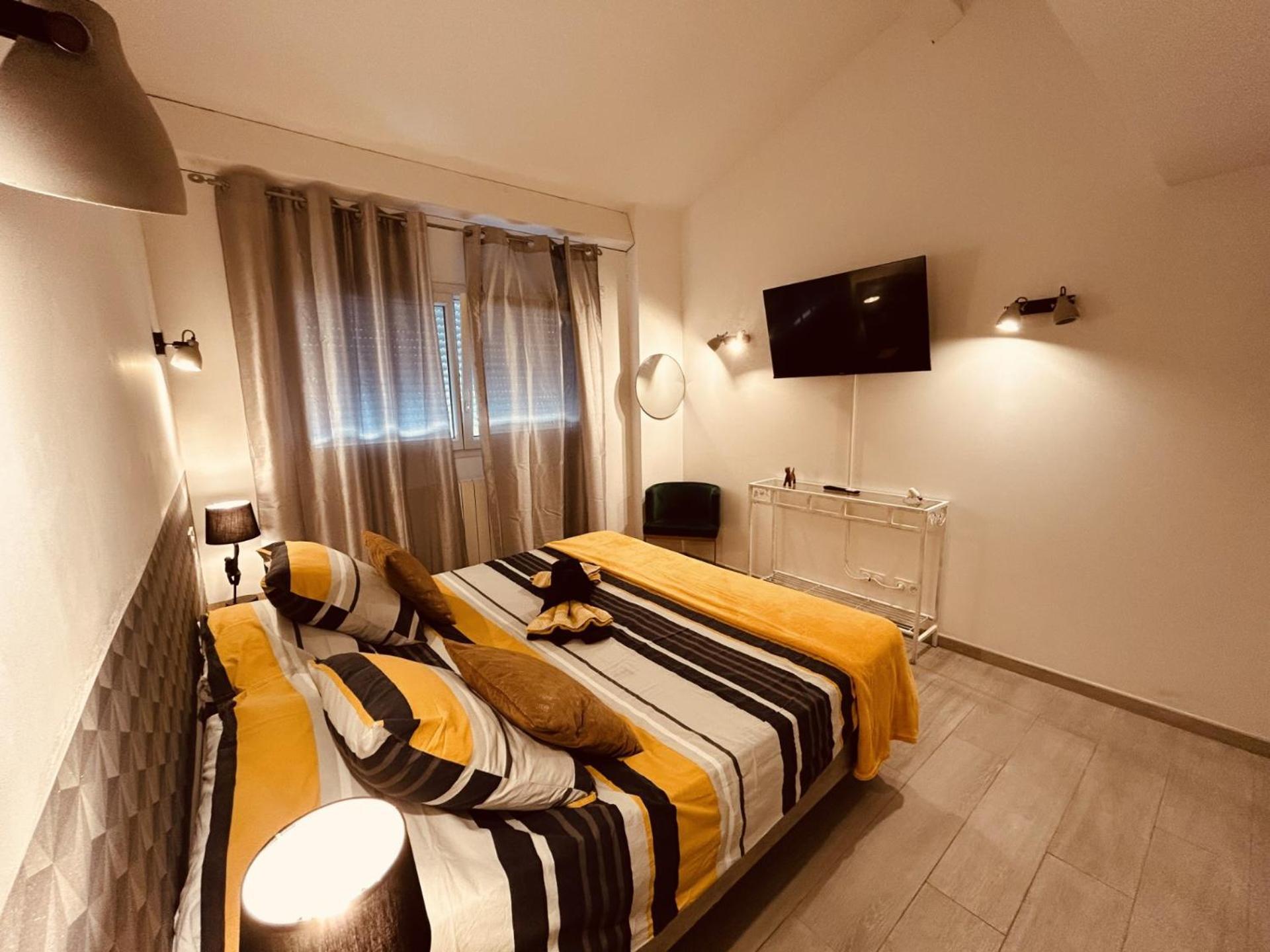 Le Paolo Appartement Deluxe Narbonne Exteriör bild